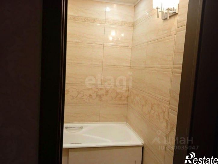 4-комн квартира ул Героев Чубаровцев, 22,  д. 22