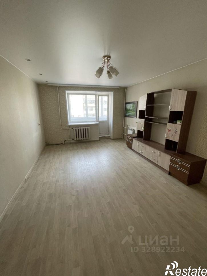 3-комн квартира улица Суворова, 10,  д. 10