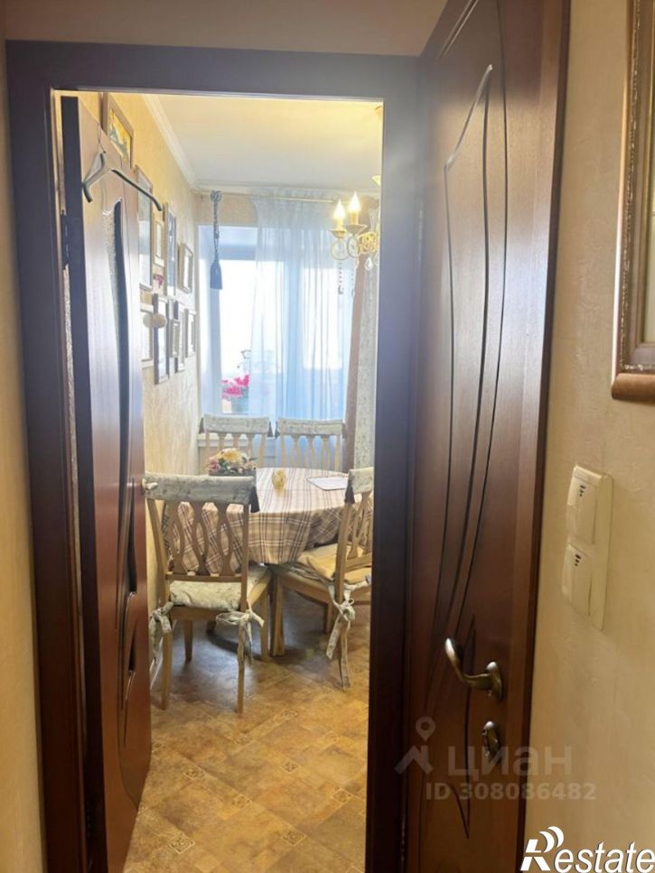 2-комн квартира улица Мокрушина, 1,  д. 1