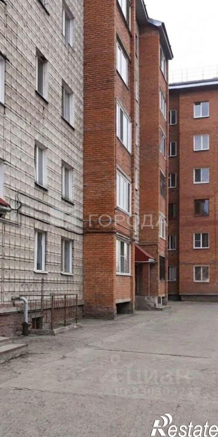 3-комн квартира ул Героев Чубаровцев, 22,  д. 22