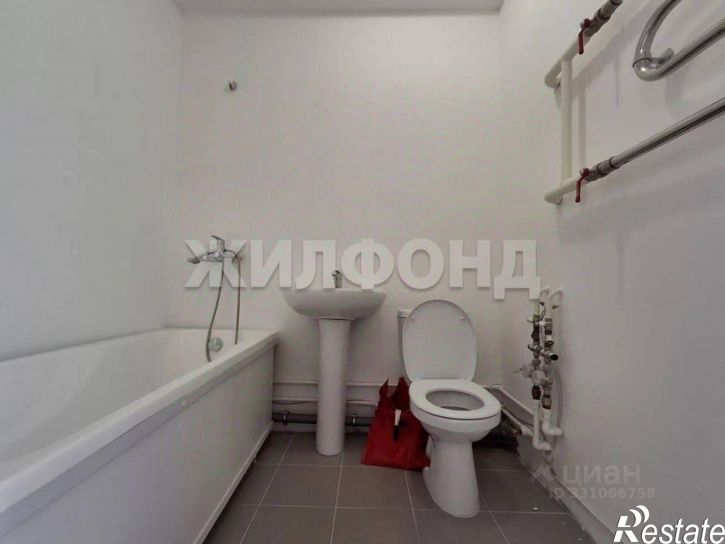1-комн квартира улица Юрия Ковалёва, 47,  д. 47
