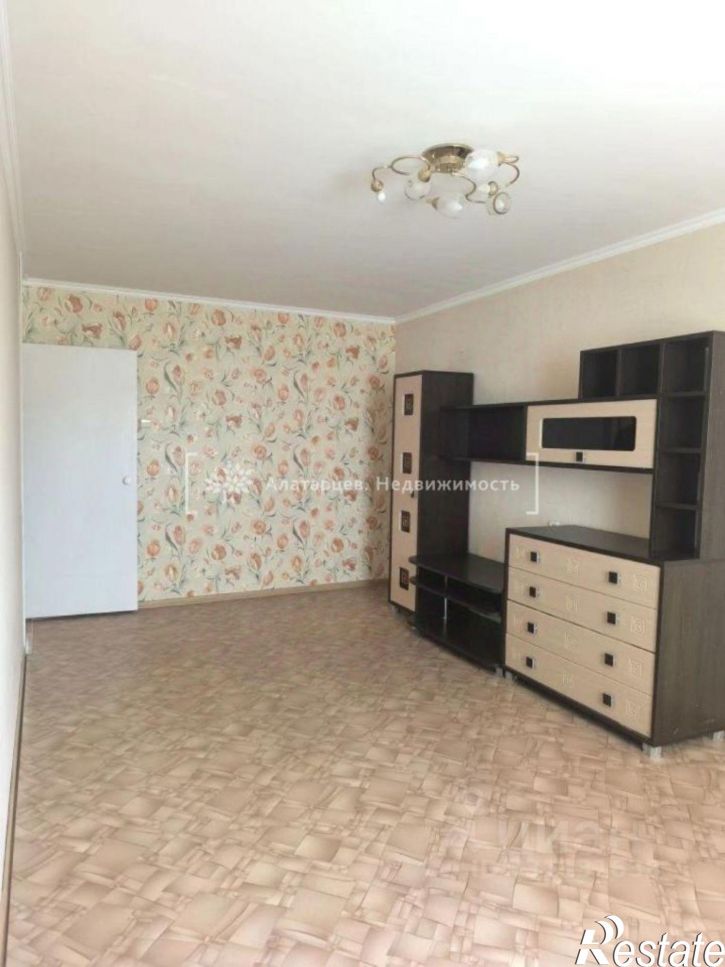 2-комн квартира улица Интернационалистов, 3,  д. 3