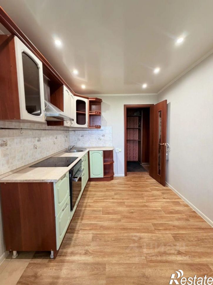 4-комн квартира ул Репина, 12,  д. 12