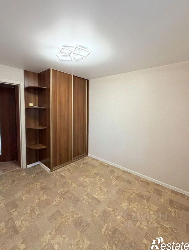 4-комн квартира ул Репина, 12,  д. 12