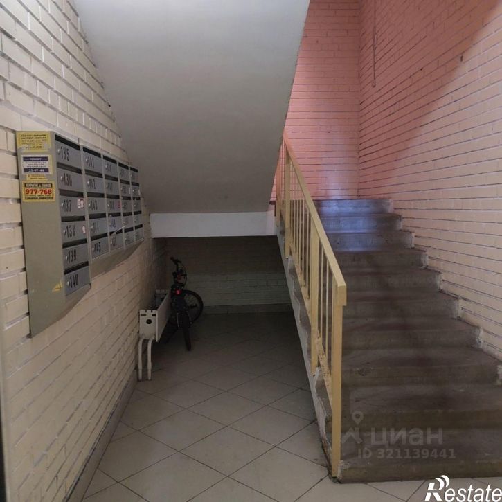 2-комн квартира Алтайская улица, 20,  д. 20