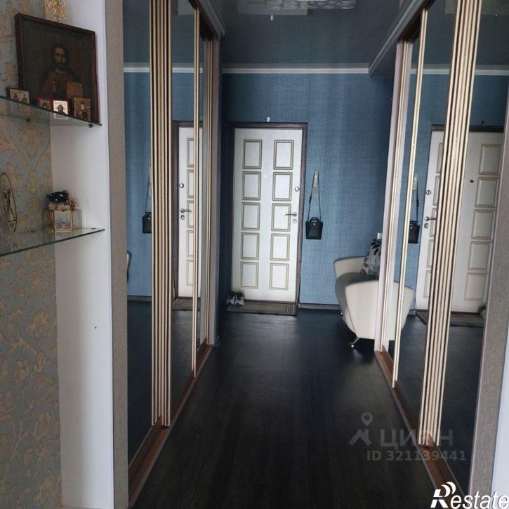 2-комн квартира Алтайская улица, 20,  д. 20