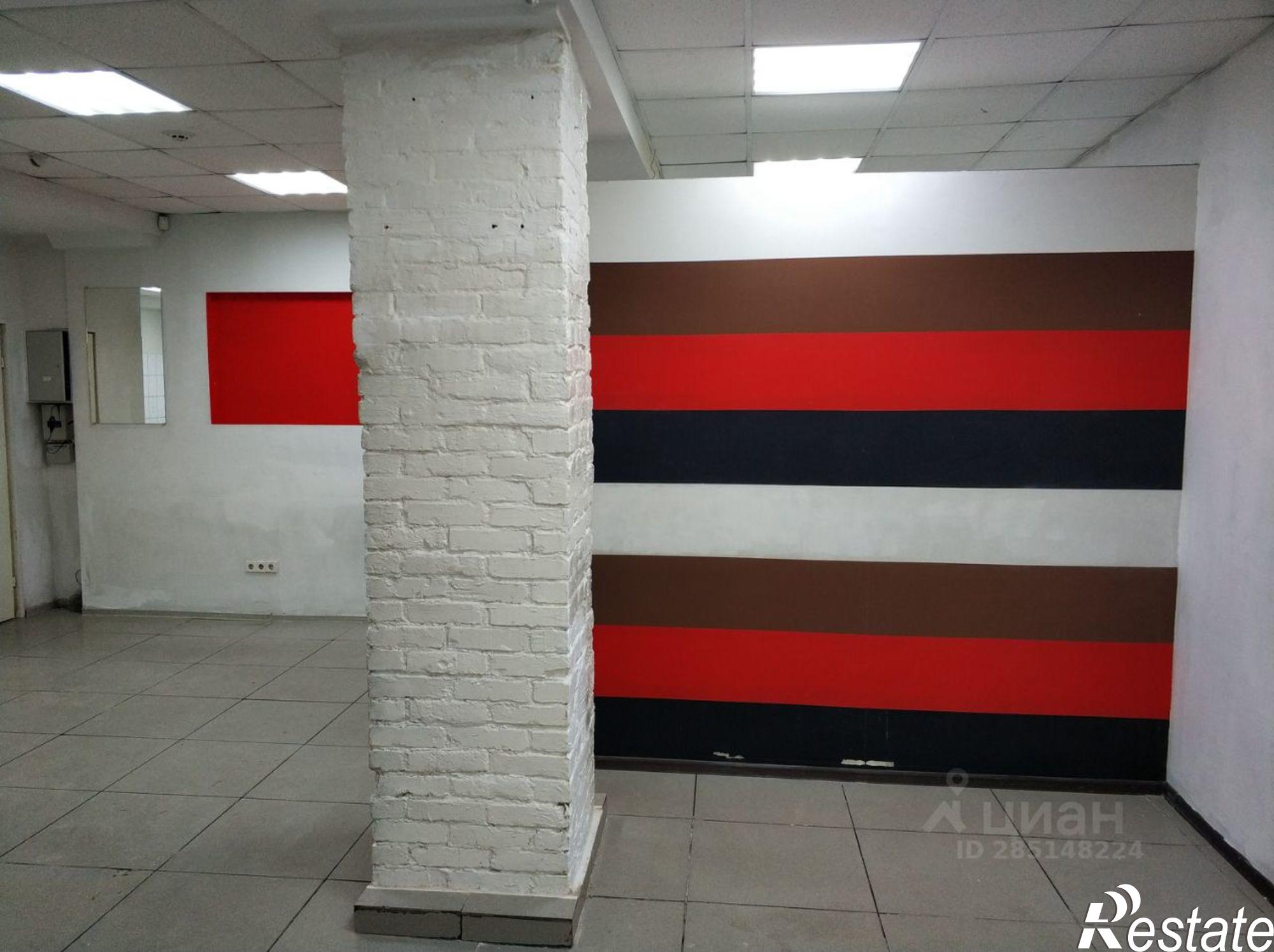Купить торговое помещение за 8 963 010 рублей на Иркутский тракт, 6