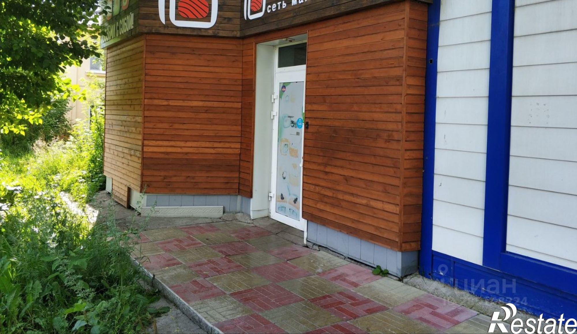 Купить торговое помещение за 8 963 010 рублей на Иркутский тракт, 6
