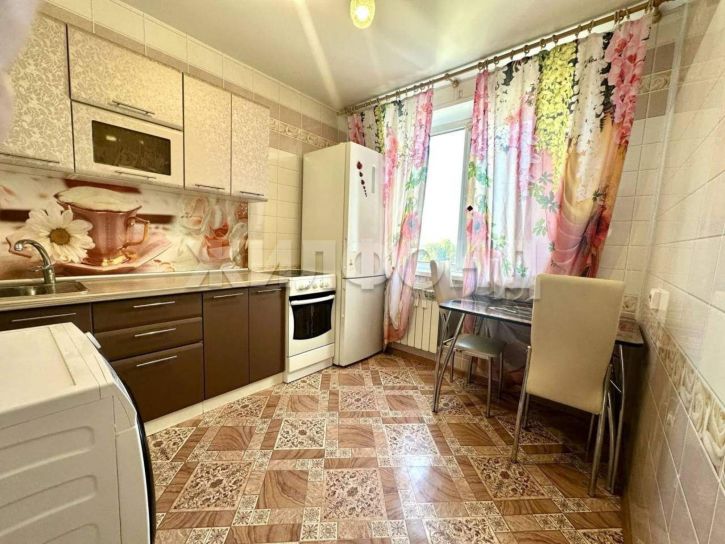 4-комн квартира Айвазовского улица, д.31