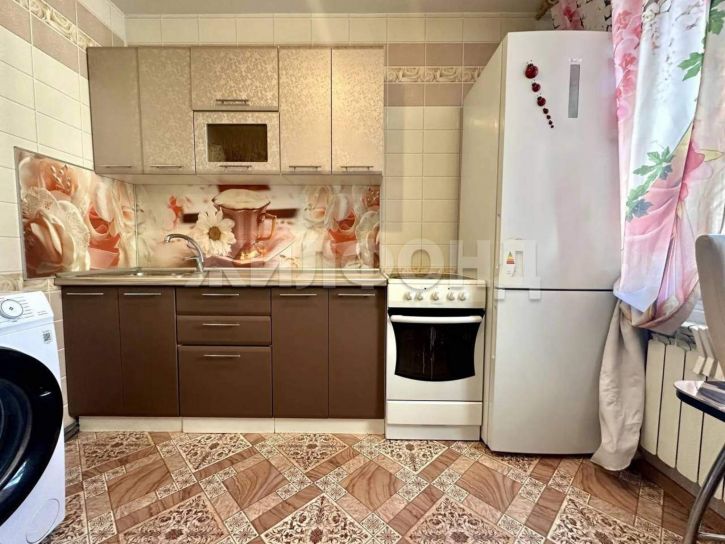 4-комн квартира Айвазовского улица, д.31