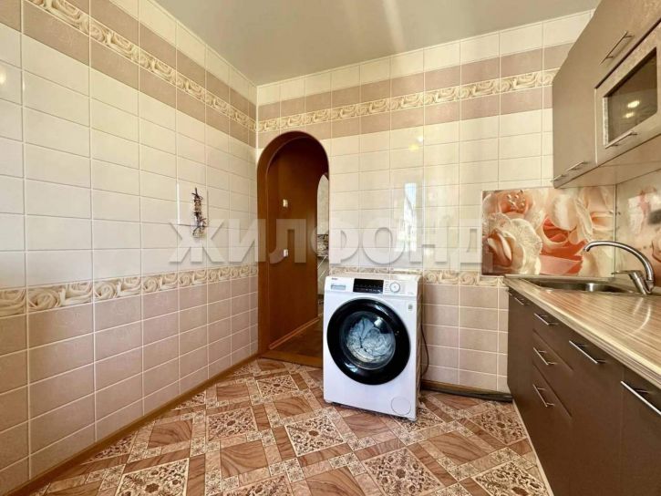 4-комн квартира Айвазовского улица, д.31
