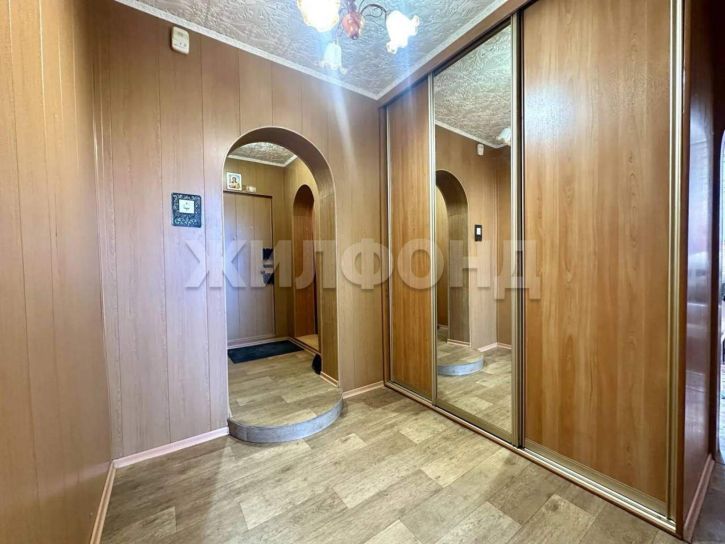 4-комн квартира Айвазовского улица, д.31