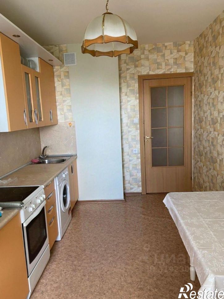 2-комн квартира улица Ивана Черных, 1,  д. 1
