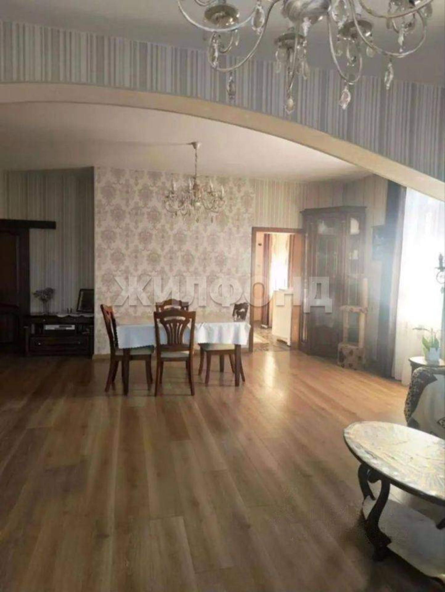 Купить дачу, дом, коттедж за 17 950 000 рублей на Воробьева улица, д.80