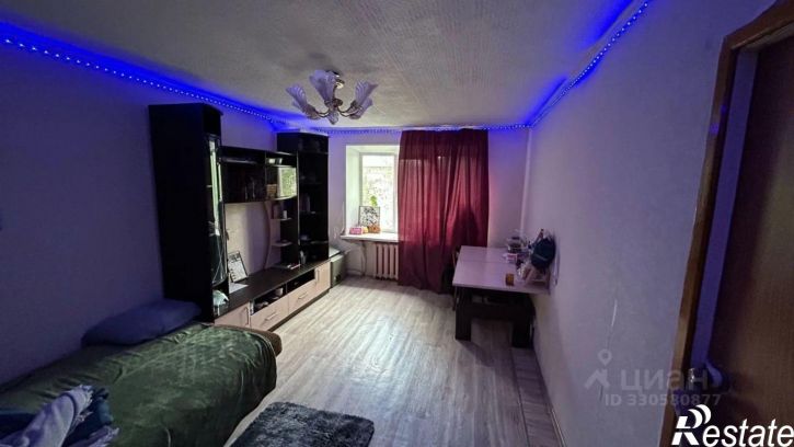 3-комн квартира улица Карташова, 52,  д. 52