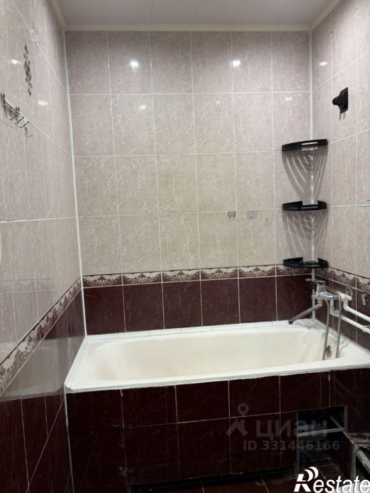 1-комн квартира ул Кошурникова, 5,  д. 5