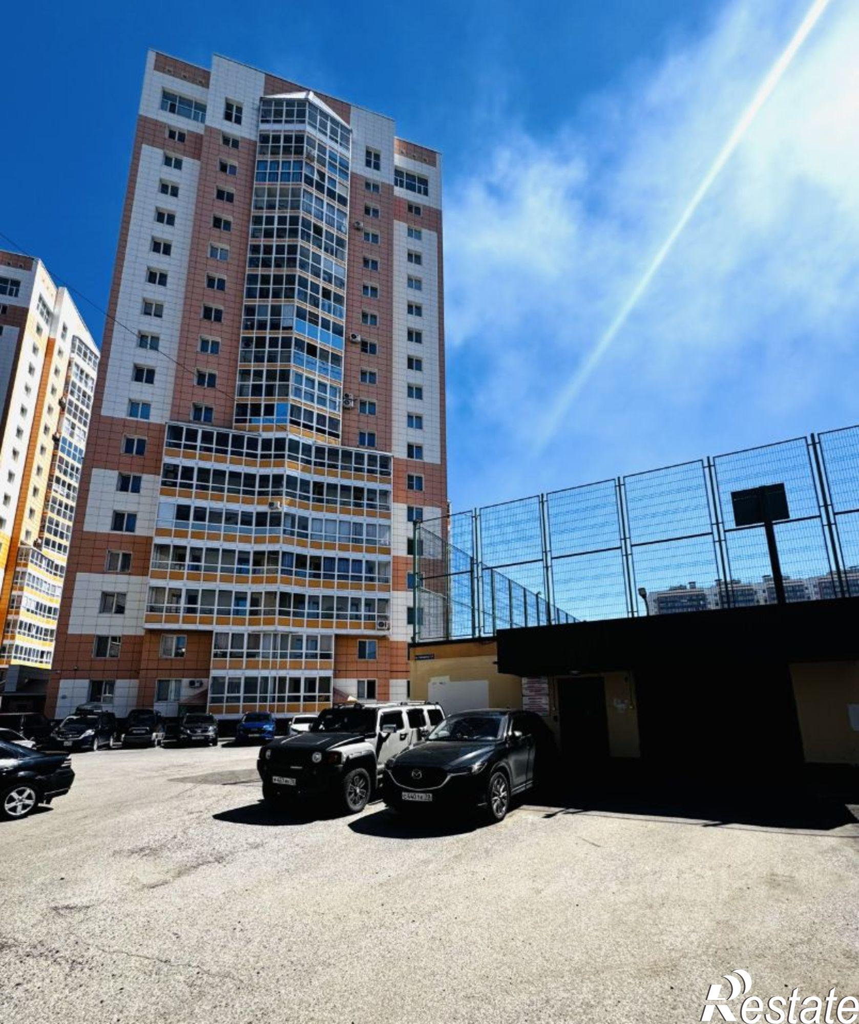 Купить гараж, место в паркинге за 1 300 000 рублей на улица Елизаровых, 15