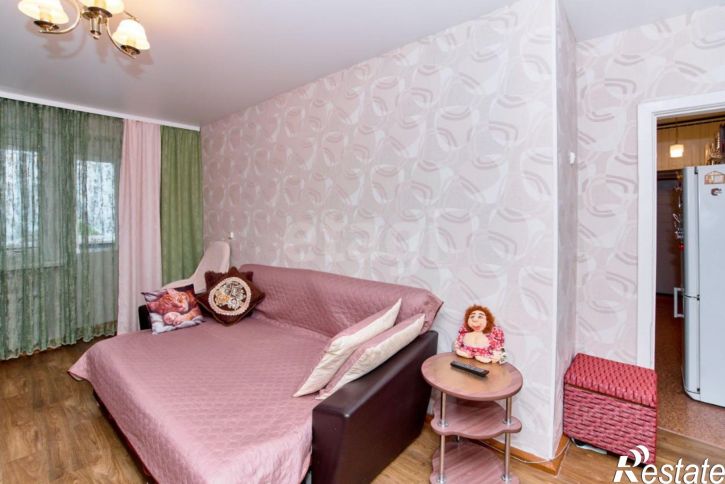3-комн квартира улица Войкова, 84,  д. 84
