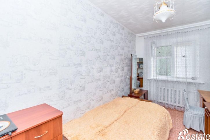 3-комн квартира улица Войкова, 84,  д. 84