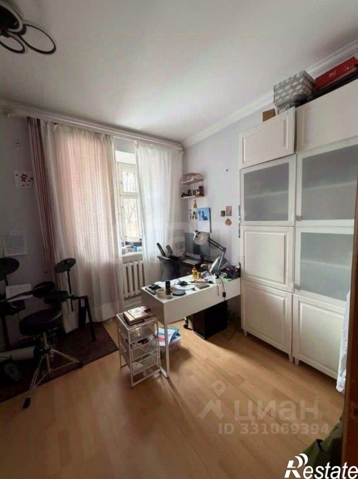 3-комн квартира улица Белинского, 31/2,  д. 31/2