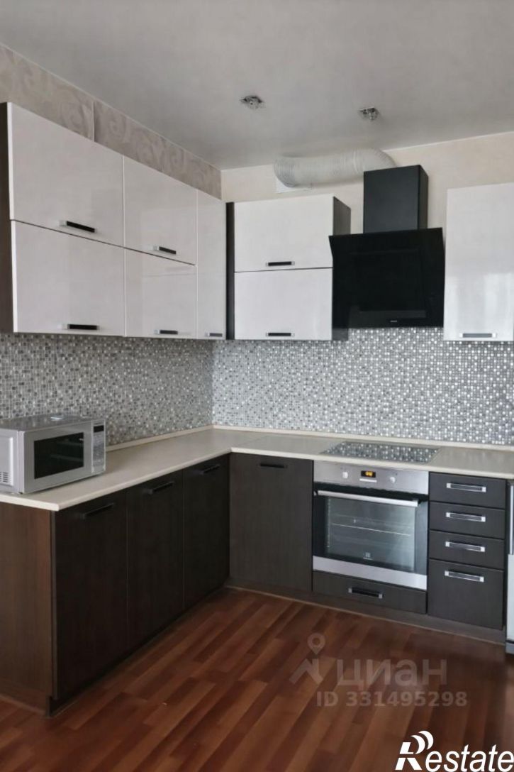 2-комн квартира Алтайская улица, 20,  д. 20