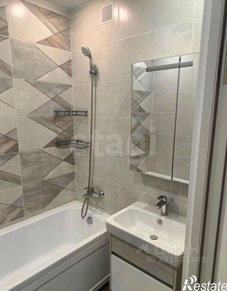 4-комн квартира Речной переулок, 4,  д. 4