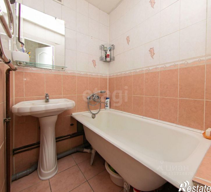 3-комн квартира ул Алтайская, 72 1,  д. 72 1,  к. 1