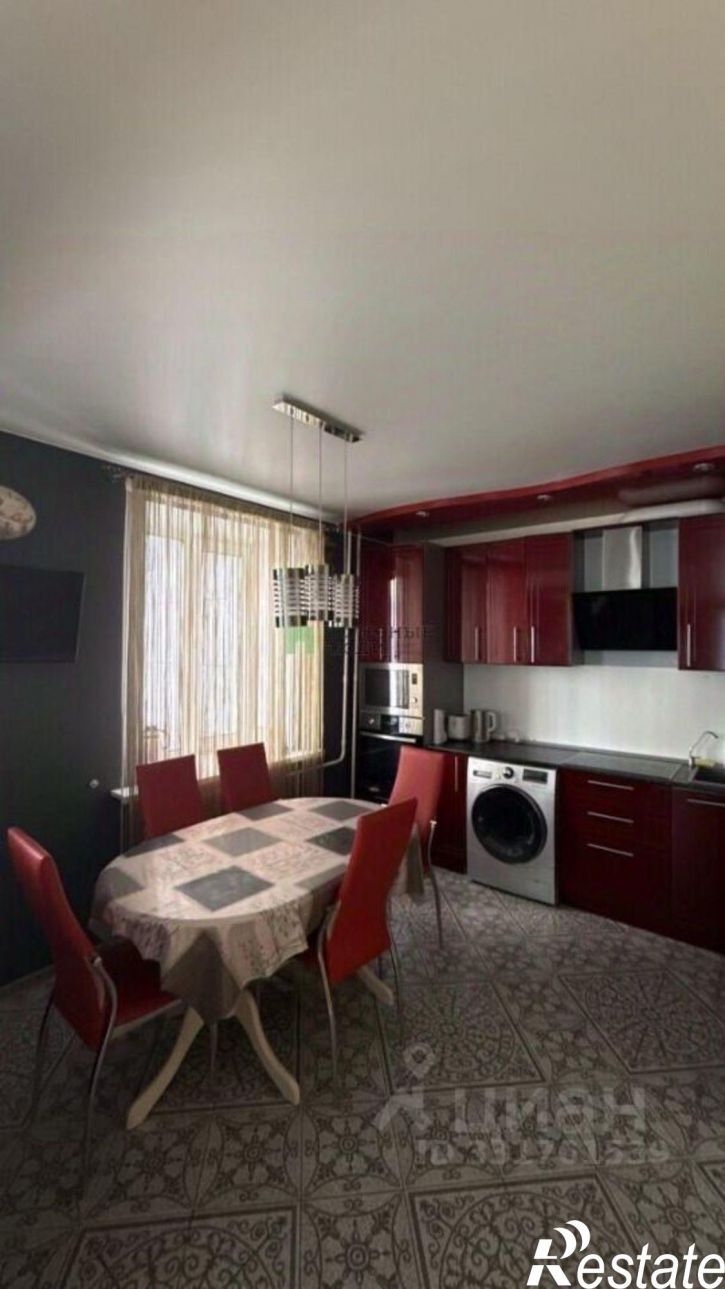 2-комн квартира ул Розы Люксембург, 81 1,  д. 81 1,  к. 1