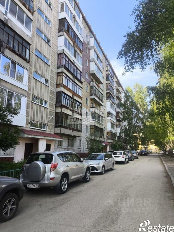3-комн квартира ул Карла Ильмера, 21,  д. 21