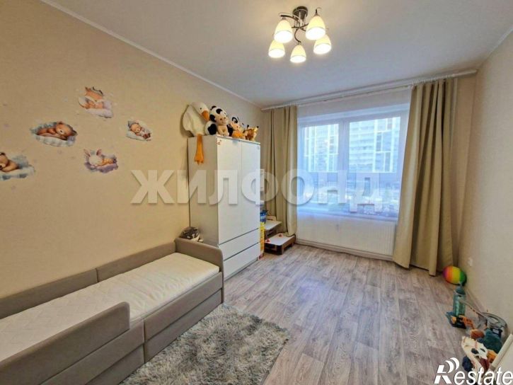 2-комн квартира улица Пришвина, 46