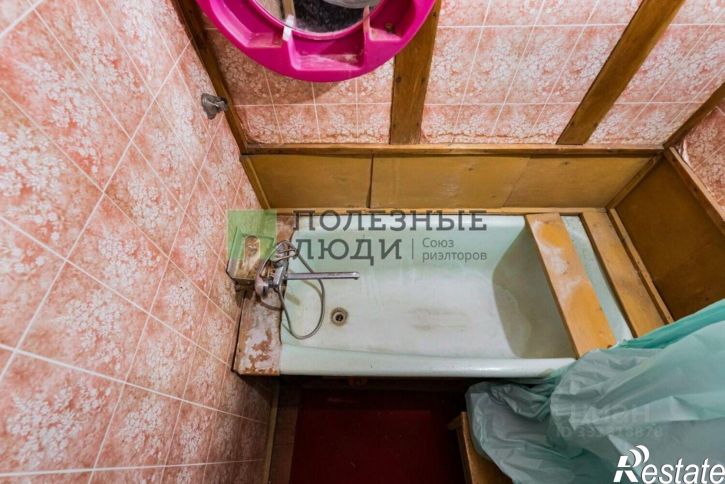 2-комн квартира ул Крылова, 25 1,  д. 25 1,  к. 1