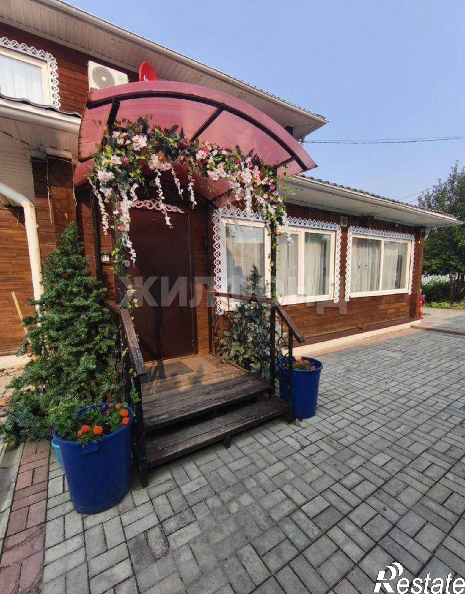 Купить дачу, дом, коттедж за 13 500 000 рублей на Братьев Троновых улица