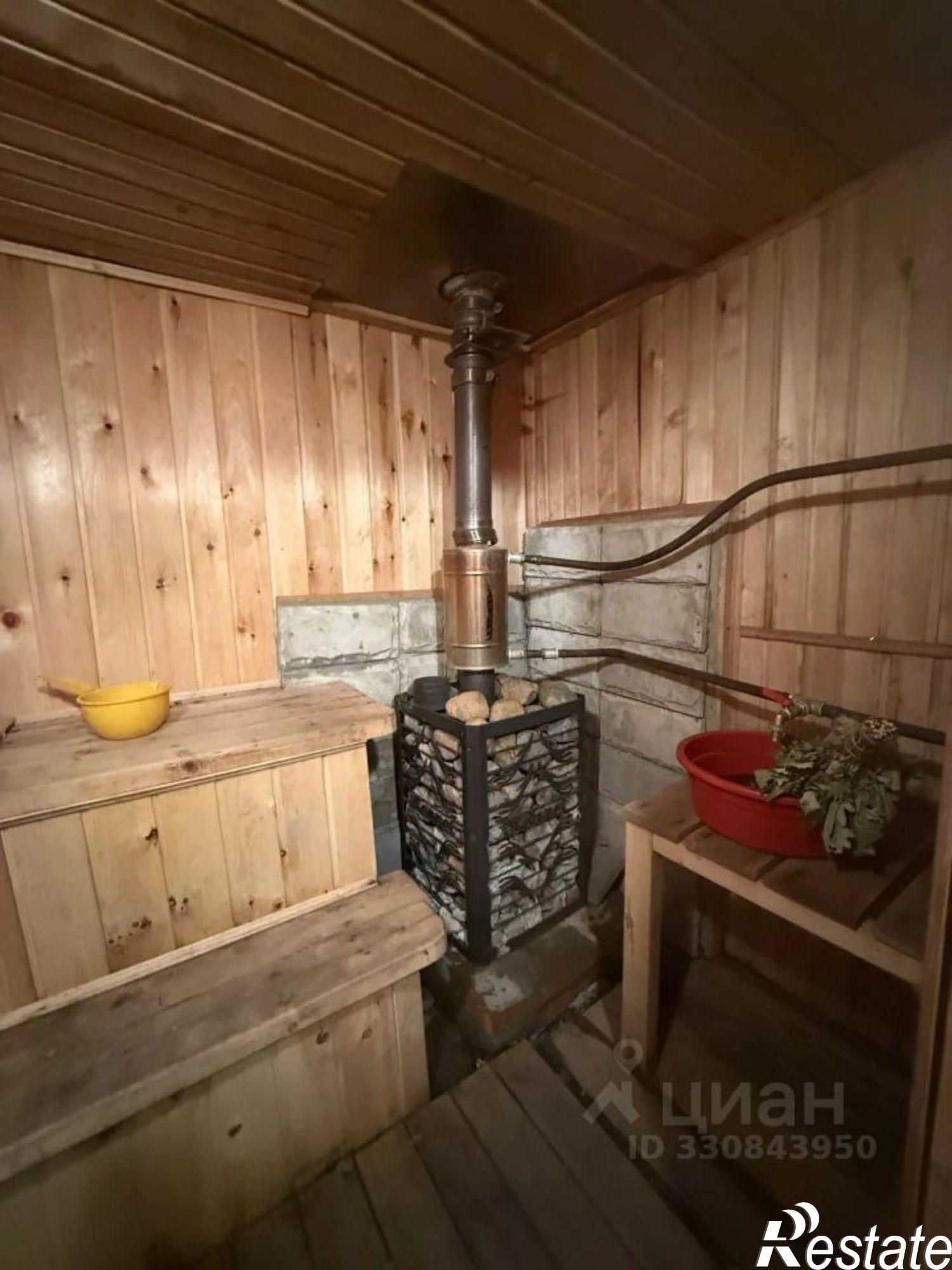 Купить дачу, дом, коттедж за 13 000 000 рублей на ул Строительная, 10