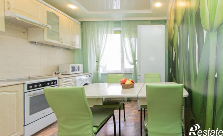 4-комн квартира ул Бирюкова, 12,  д. 12
