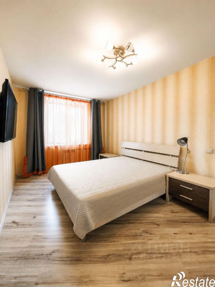 3-комн квартира ул Сибирская, 83,  д. 83