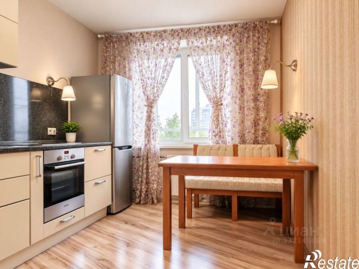 3-комн квартира ул Сибирская, 83,  д. 83