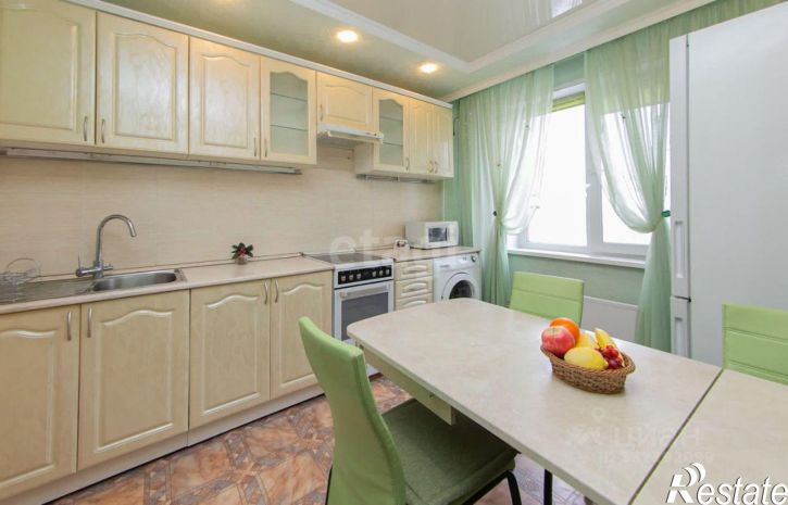 4-комн квартира ул Бирюкова, 12,  д. 12
