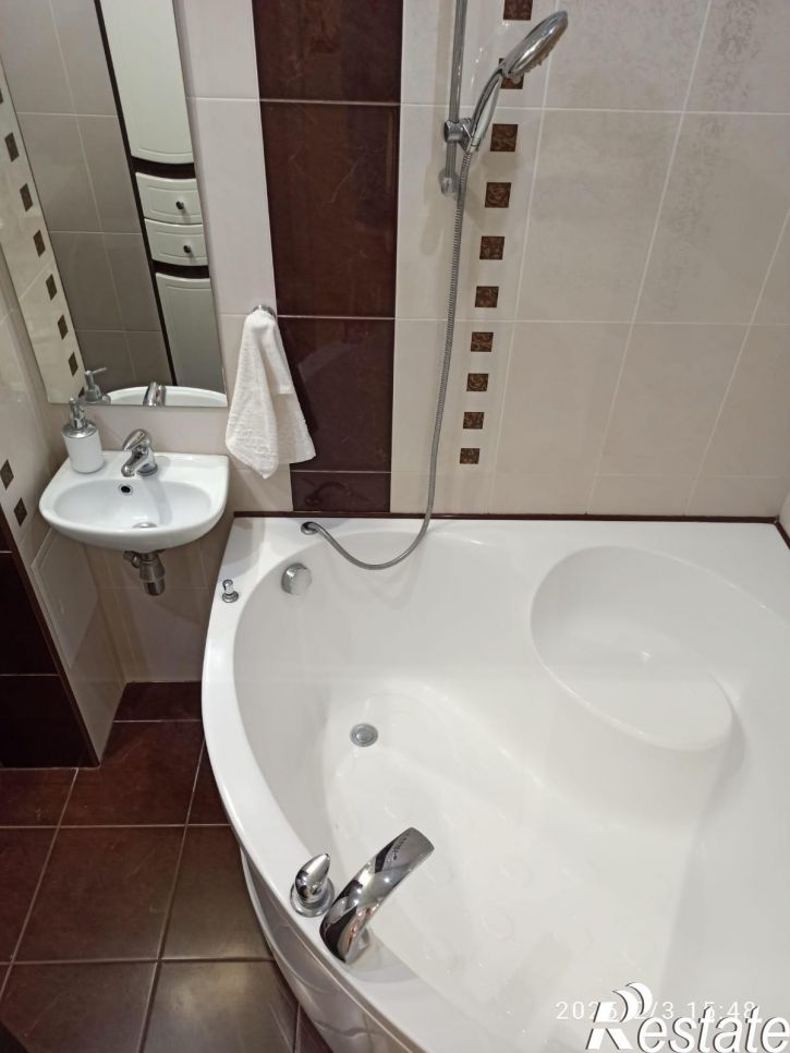 1-комн квартира Совпаршкольный , 2/1