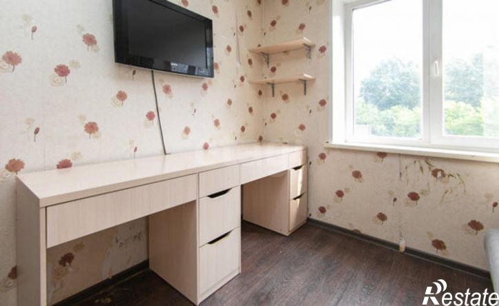 4-комн квартира ул Клюева, 20,  д. 20