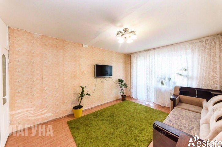 3-комн квартира ул Суворова, 17 1,  д. 17 1,  к. 1