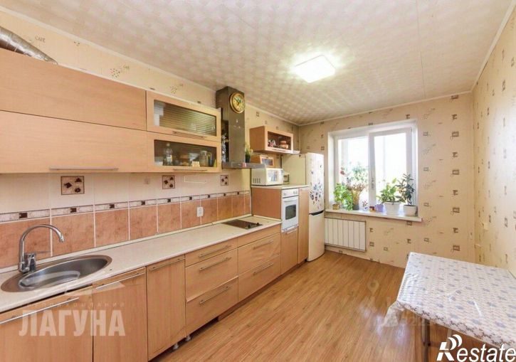 3-комн квартира ул Суворова, 17 1,  д. 17 1,  к. 1