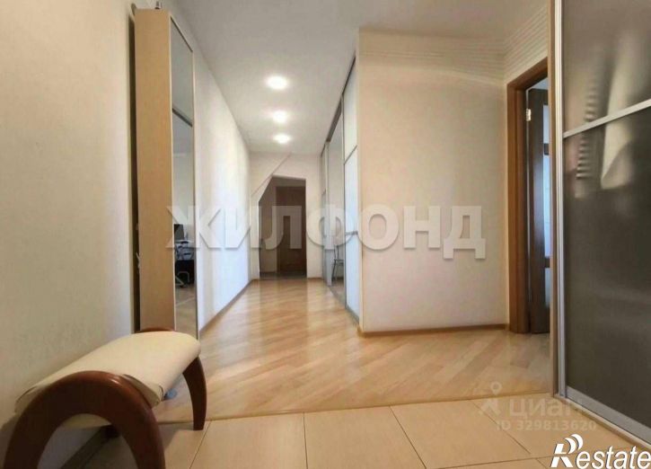 3-комн квартира ул Мокрушина, 13,  д. 13