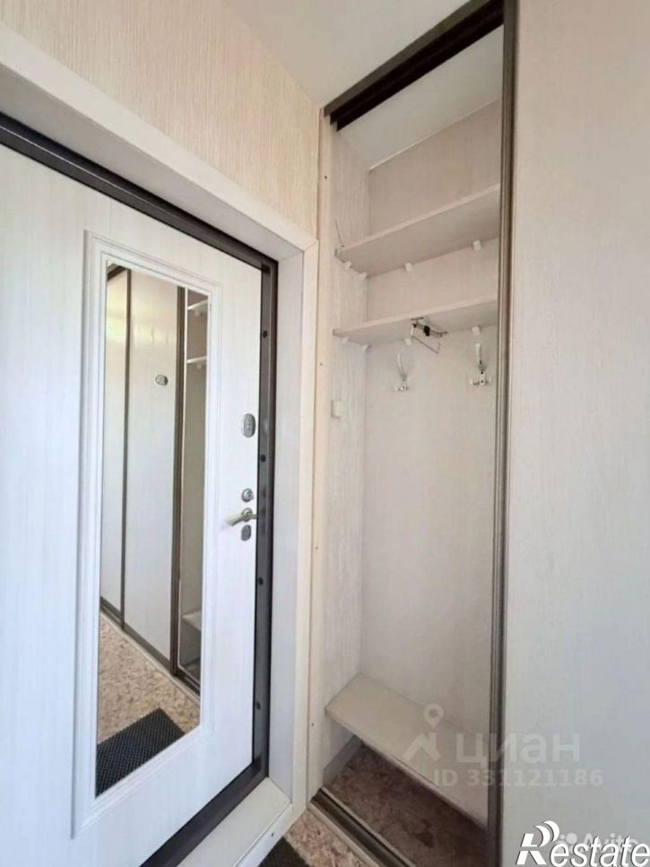 2-комн квартира ул Обручева, 10,  д. 10