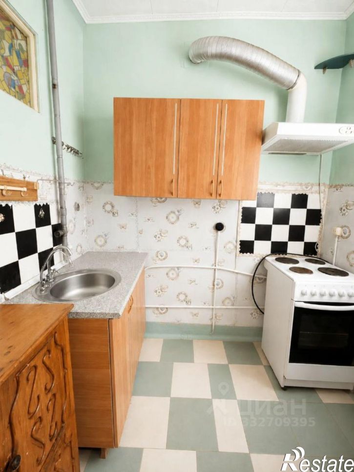 2-комн квартира ул Короленко, 17а,  д. 17а