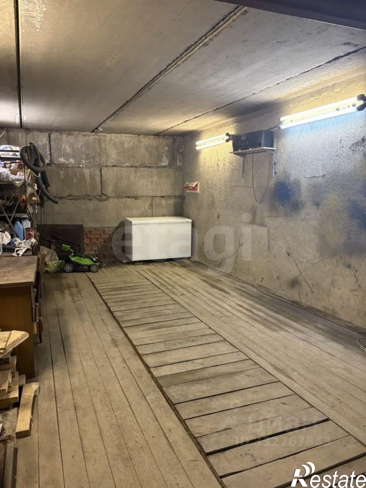 Купить гараж, место в паркинге за 800 016 рублей на ул Клюева, 24