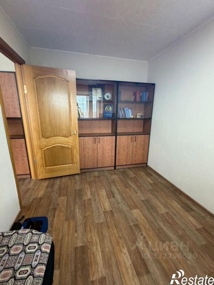 2-комн квартира ул Нахимова, 15,  д. 15