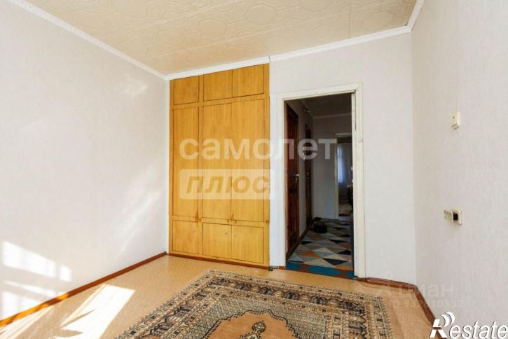3-комн квартира ул Новосибирская, 37,  д. 37