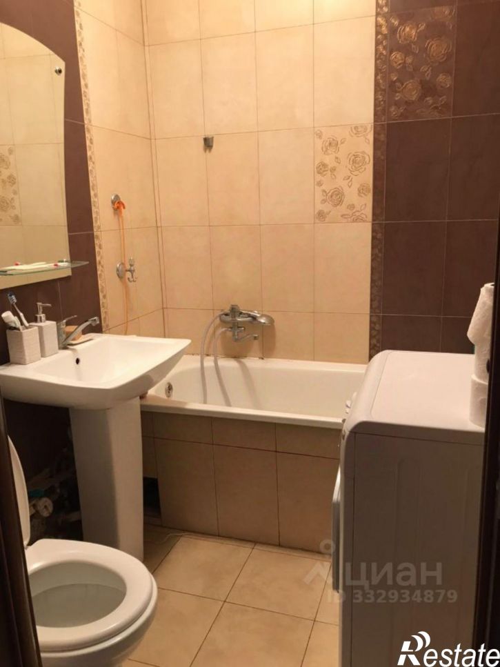 2-комн квартира ул Карташова, 70,  д. 70