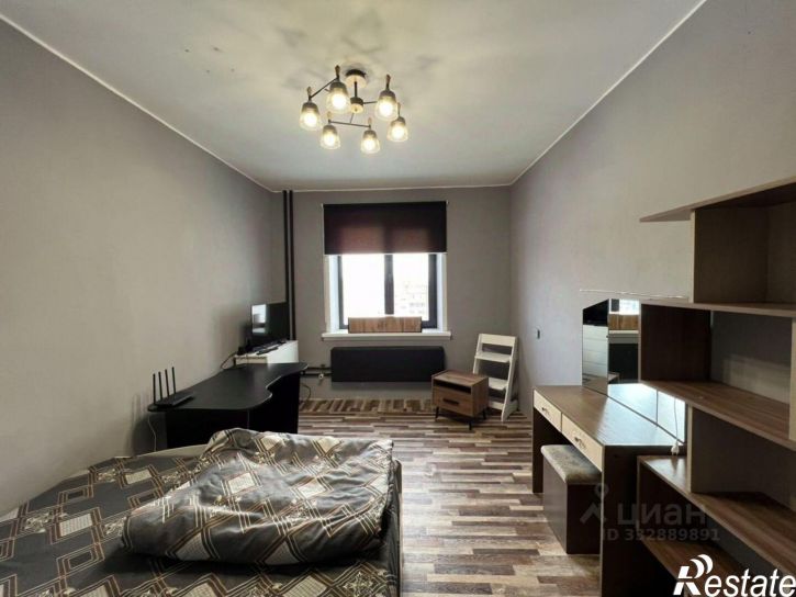 2-комн квартира ул Ивана Черных, 1,  д. 1