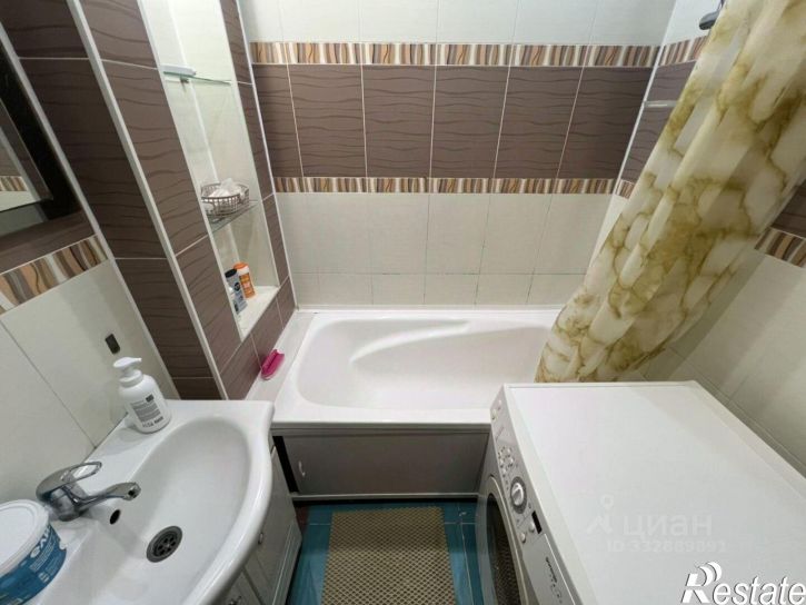 2-комн квартира ул Ивана Черных, 1,  д. 1